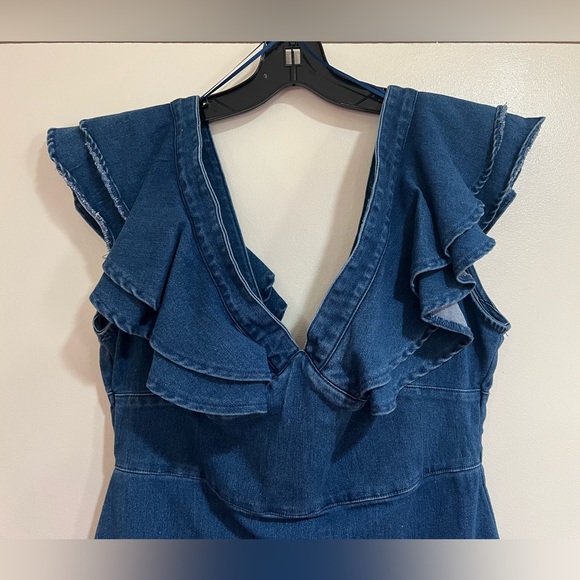 Jean Dress - Picture 5 of 9